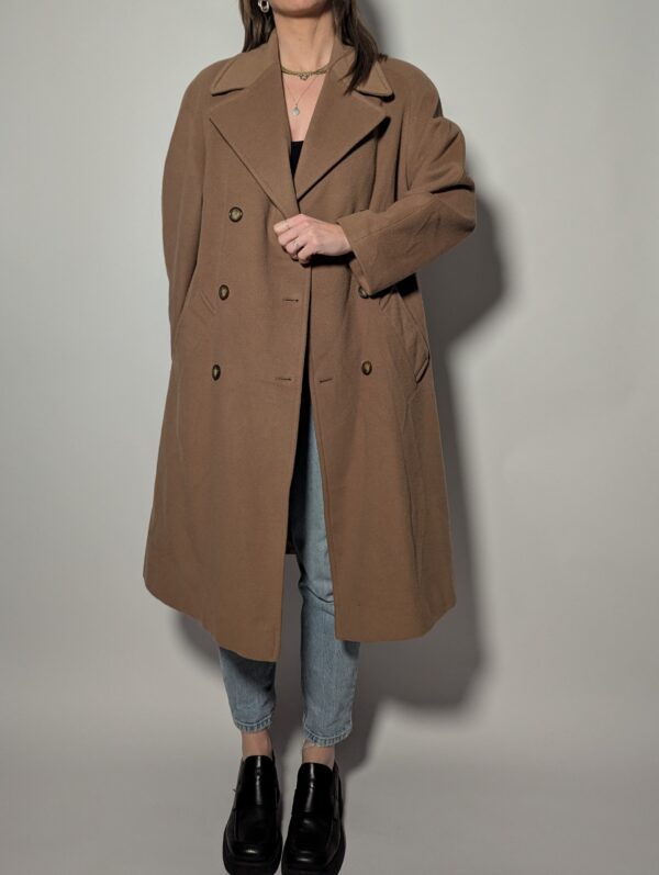 Dromedary drape - coat - 03