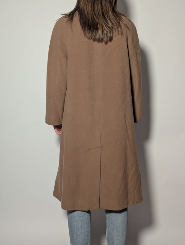 Dromedary drape - coat - 05