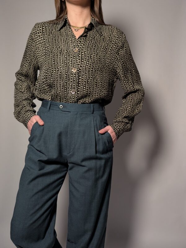 Dotty delight - blouse - 02