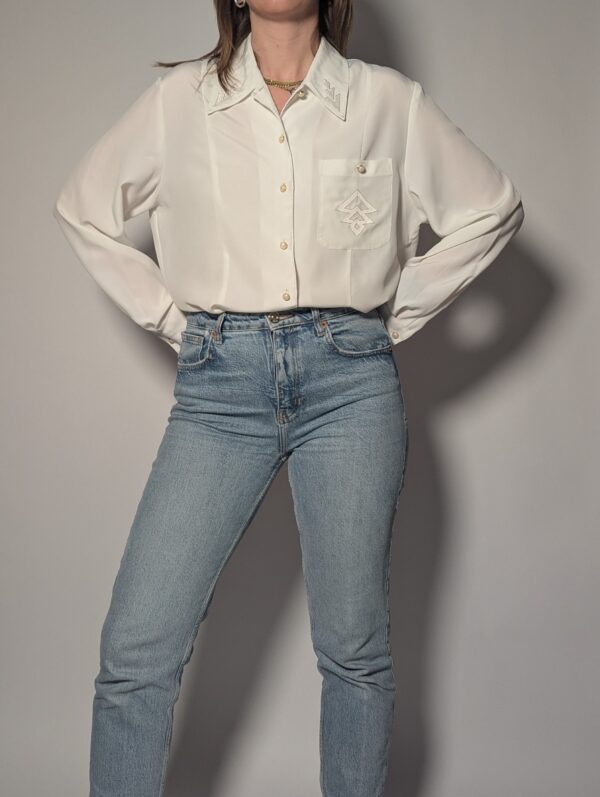 Ivory intrigue - blouse - 01