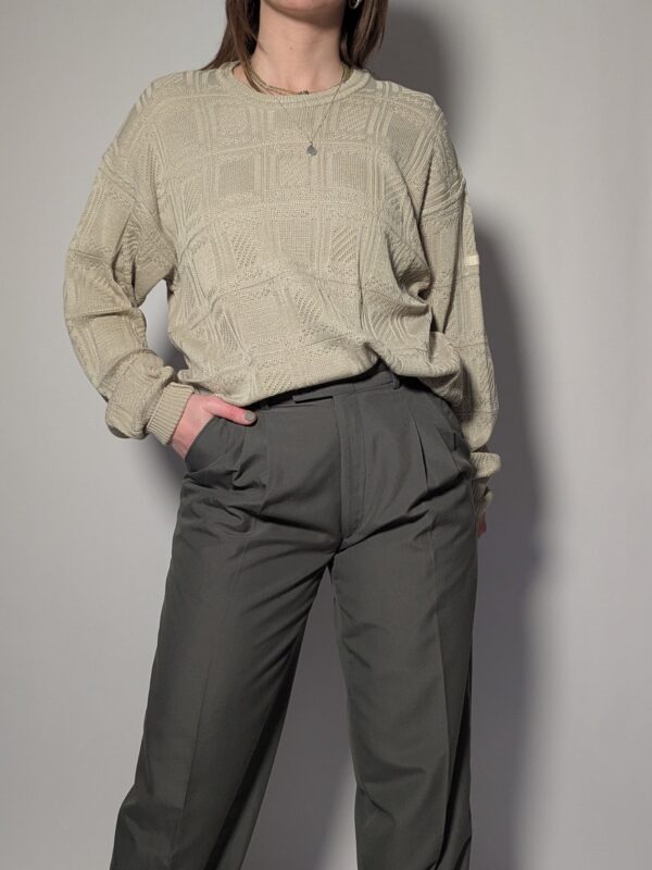 Breezy bliss - sweater - 01