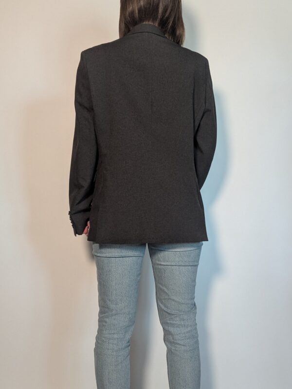 Fitted finery - 04