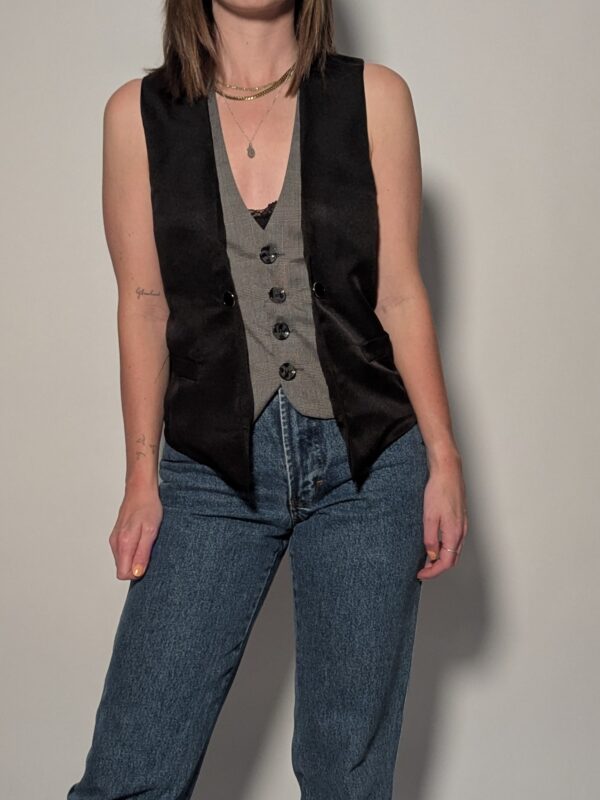 Shadowed chic - 01