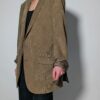 Vintage corduroy blazer in camelkleur. Zacht ribfluweel en een relaxte fit voor een tijdloze look.