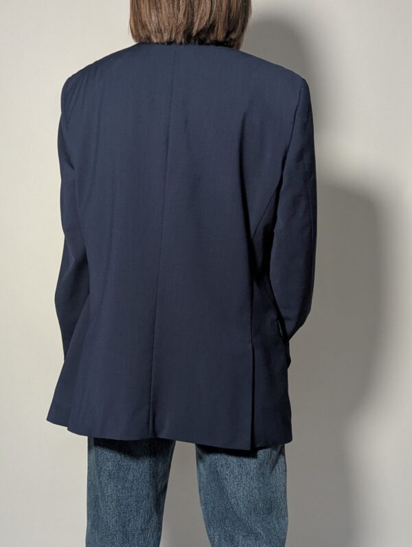Vintage navy blazer met klassieke tailoring