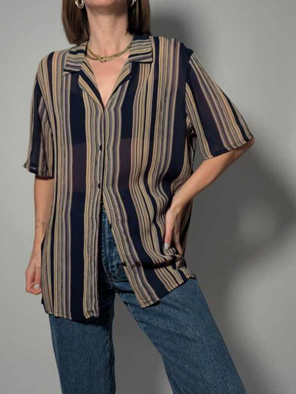 Vintage gestreepte blouse in navy en beige met verticale lijnen
