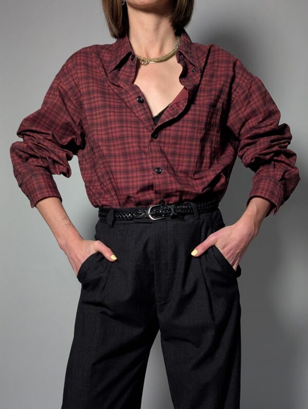 Roodbruine blouse met fijn ruitpatroon en lange mouwen