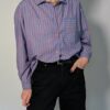 Vintage gestreepte blouse met lange mouwen in blauw en roze met borstzak en relaxte pasvorm.