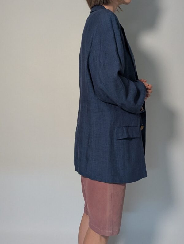 Cobalt line 03 Vintage kobaltblauwe blazer met rechte oversized pasvorm en klassieke tailored details.