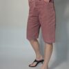 Vintage oudroze denim bermuda met hoge taille en rechte pasvorm.