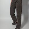 Vintage donkerbruine jeans met rechte pasvorm en tijdloze basic uitstraling.
