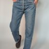 Levi's 501 06 Vintage Levi’s 501 jeans in lichtblauwe wassing met hoge taille en rechte pijpen.