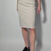 Soft skirt 05 Vintage kokerrok in zachte zandkleur met hoge taille en aansluitende midi lengte.