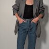 Steel line 01 Vintage grijze blazer met fijne krijtstreep, klassieke revers en rechte licht oversized pasvorm.