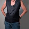 Shadow check 03 Vintage donker geruit gilet met diepe V-hals, dubbele knoopsluiting en rechte pasvorm.